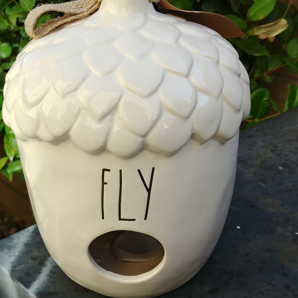 Rae Dunn Acorn FLY birdhouse